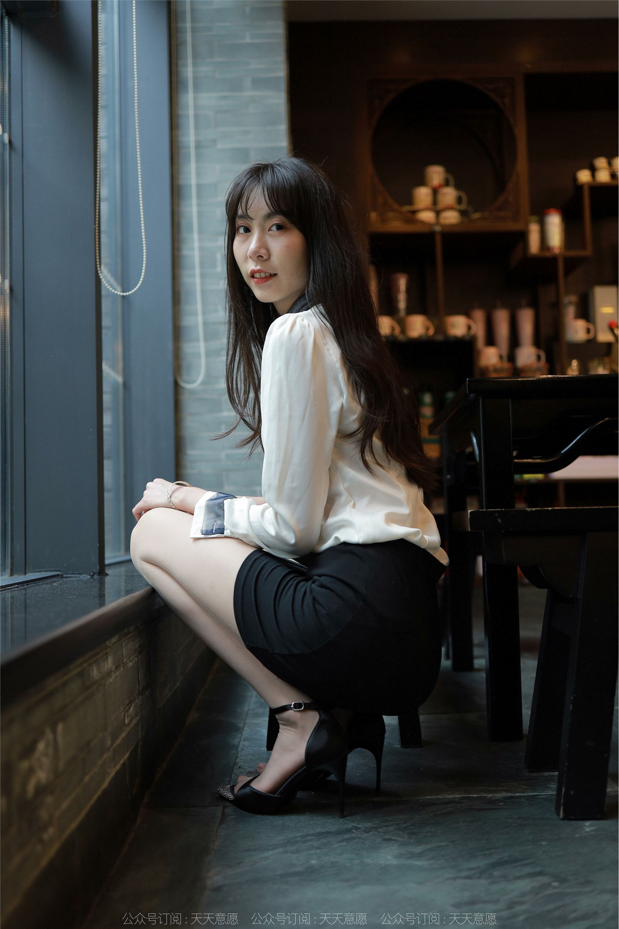 IESS异思趣向 2022.07.19 丝享家 1152：团团《长腿OL》